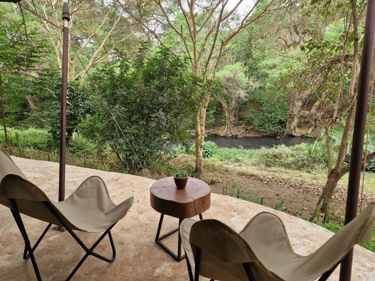 Dolly Farm & River Camp, Luxury Tents Usa River Exterior foto