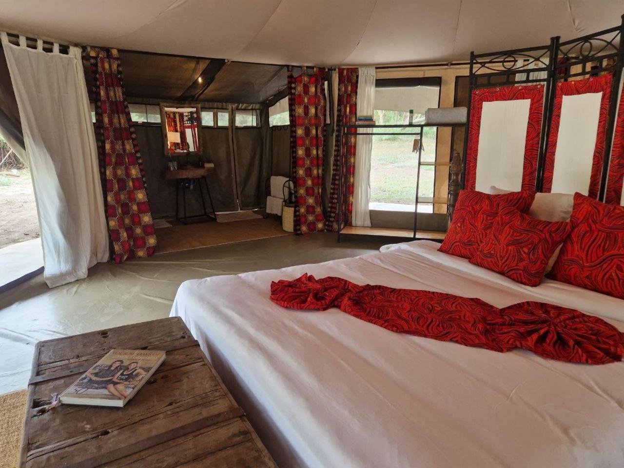 Dolly Farm & River Camp, Luxury Tents Usa River Exterior foto